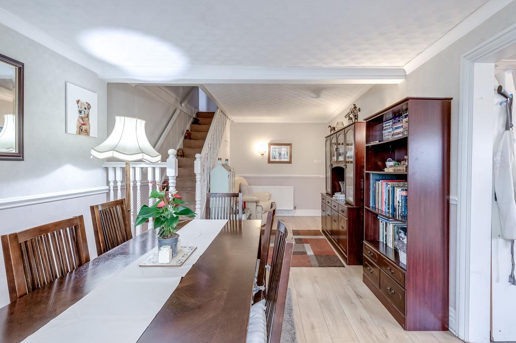 Sitting/Dining Room