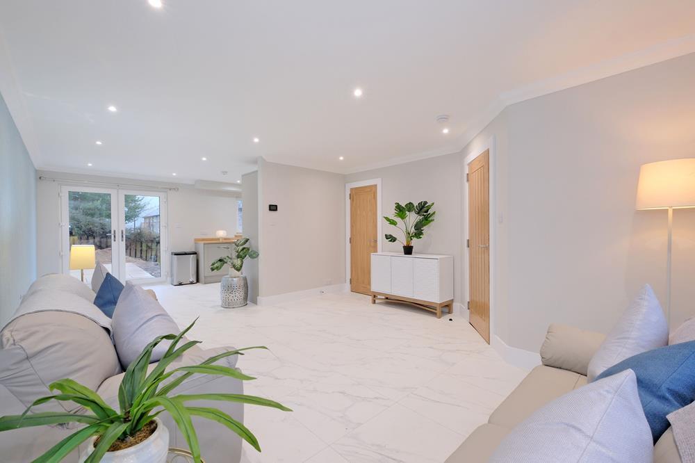 Living room 3