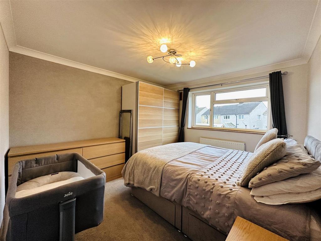 Bedroom One.jpg
