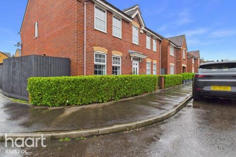 undefined, Champs Sur Marne, Bristol