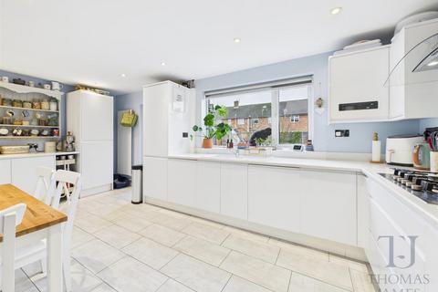4 bedroom terraced house for sale, Whitelands, Cotgrave, Nottingham