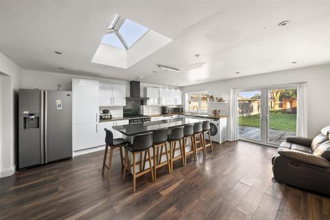 undefined, Church Road, Hounslow TW5