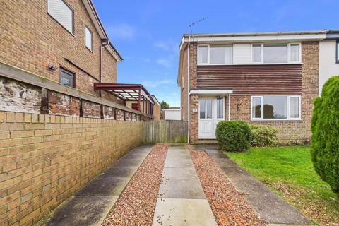 3 bedroom semi-detached house for sale, Pear Tree Close, Pontefract