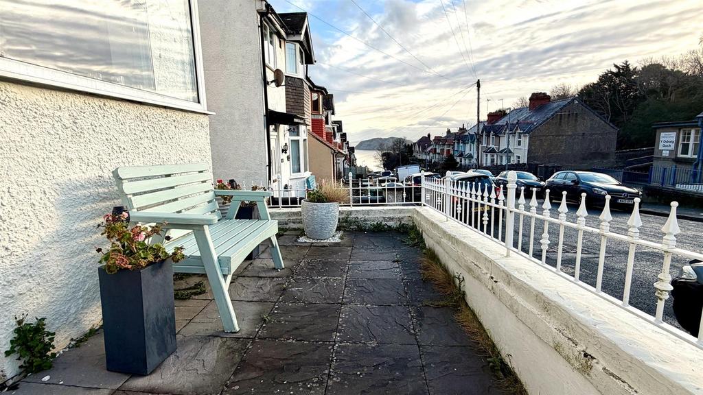 Small front garden