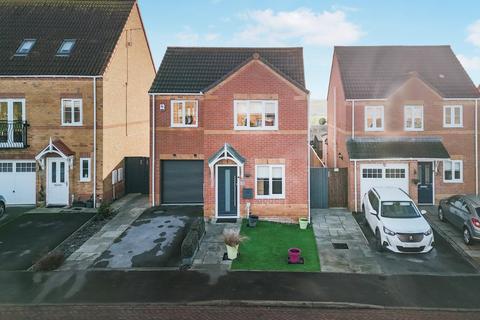 3 bedroom detached house for sale, Thornham Meadows, Goldthorpe, Rotherham, South Yorkshire, S63
