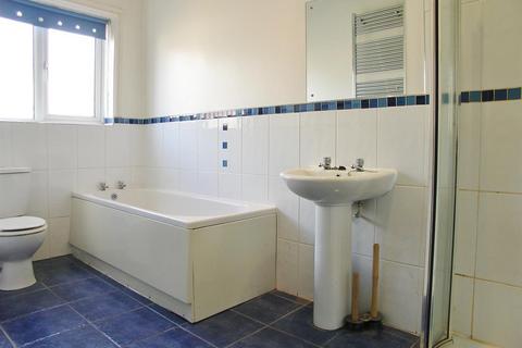 2 bedroom terraced house to rent, Sharrow Vale Road, Sheffield, S11 8ZL