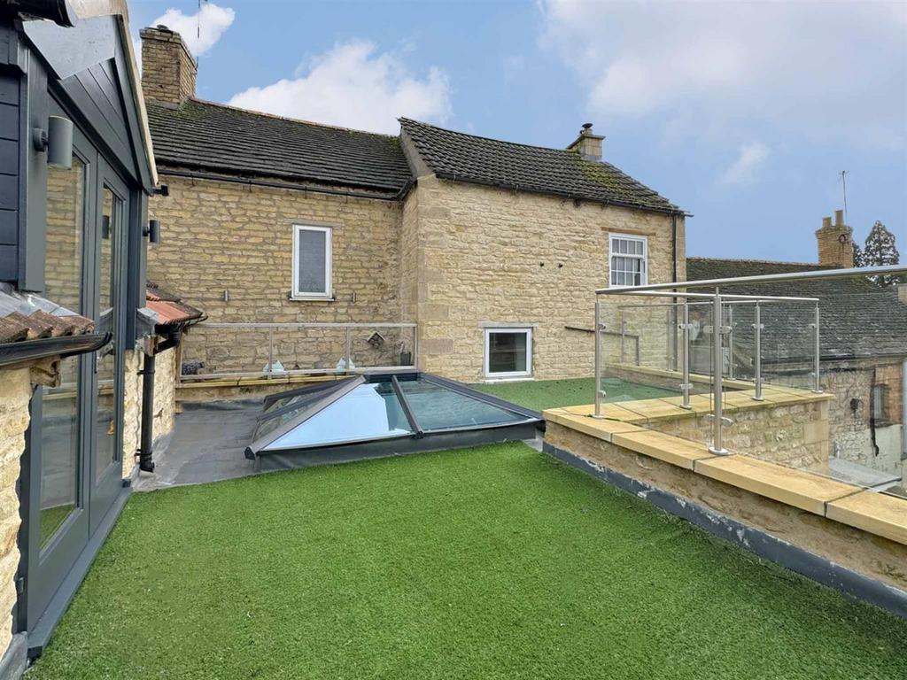 Roof Terrace.jpg