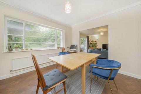 6 bedroom house to rent, Vivian Way, London N2