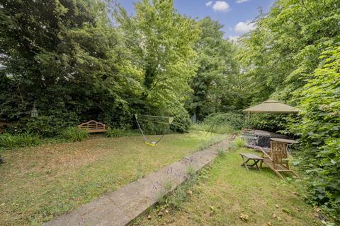 6 bedroom house to rent, Vivian Way, London N2