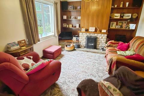 3 bedroom semi-detached house for sale, The Crescent, Wilsford, NG32