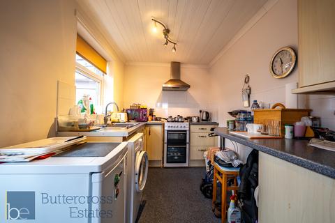 2 bedroom semi-detached bungalow for sale, Crew Road, Collingham, NG23 7ST