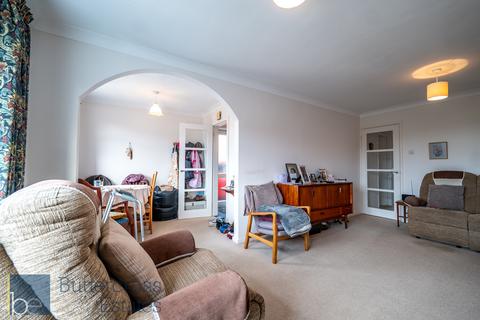 2 bedroom semi-detached bungalow for sale, Crew Road, Collingham, NG23 7ST