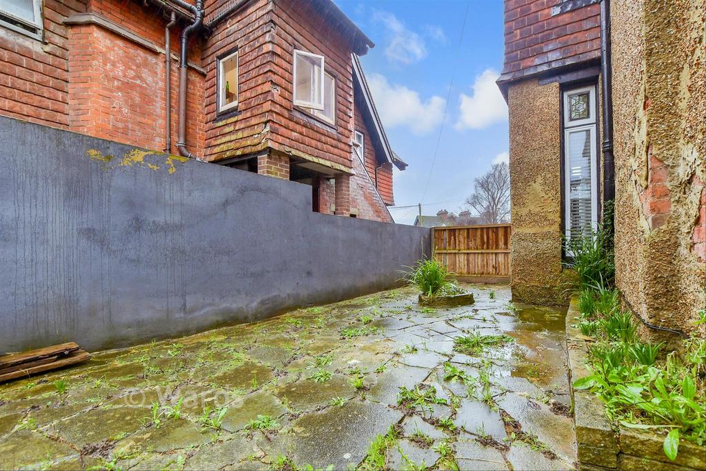 Patio / Decking