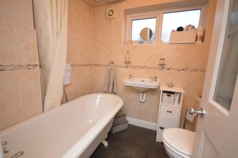 2 bedroom end of terrace house for sale, Church Street, Braintree, CM7