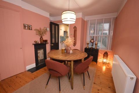 2 bedroom end of terrace house for sale, Church Street, Braintree, CM7