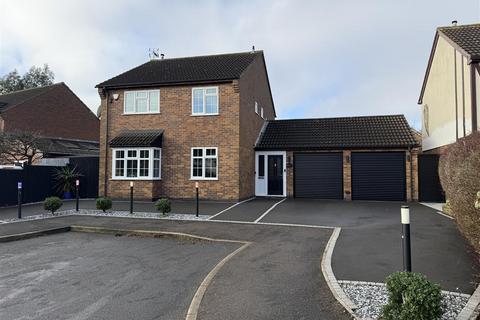3 bedroom detached house for sale, Little Dale, Wigston LE18