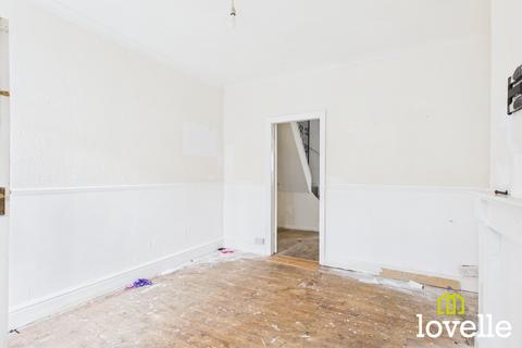 2 bedroom end of terrace house for sale, Dorset Street, Kingston upon Hull HU4