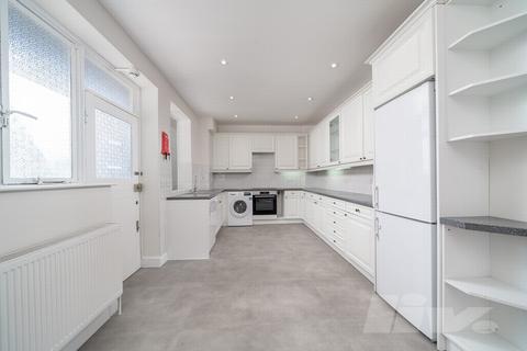 3 bedroom apartment to rent, Circus Road, London NW8