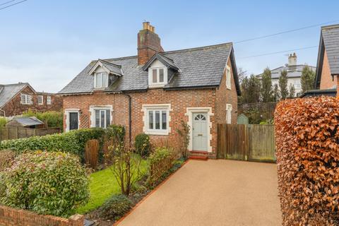2 bedroom semi-detached house for sale, Newcomen Road, Tunbridge Wells, TN4