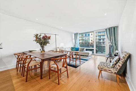 2 bedroom apartment to rent, Howard Building, Chelsea Bridge Wharf, London, SW11