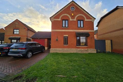 4 bedroom detached house for sale, St. Michaels Way, Brackla, CF31