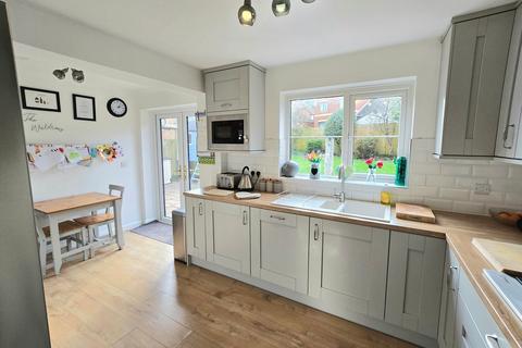 4 bedroom detached house for sale, St. Michaels Way, Brackla, CF31