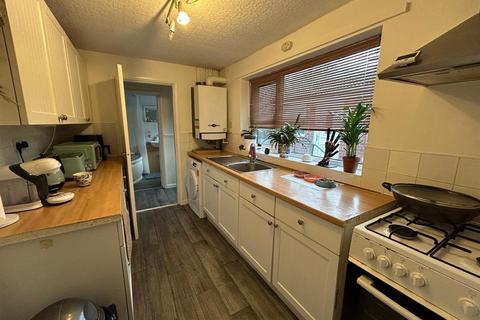 2 bedroom terraced house to rent, Columbia Street, Darlington
