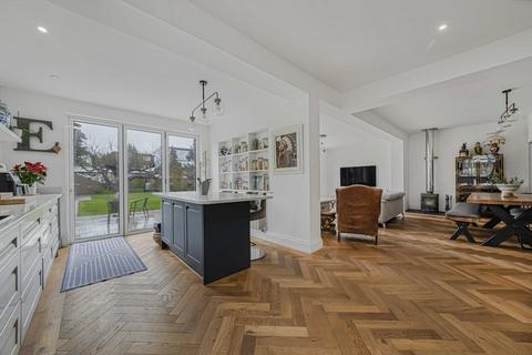 3 bedroom detached bungalow for sale, Burford Road, Bromley