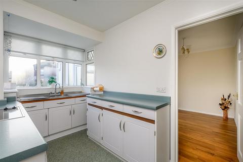 undefined, Howe Hill Close, York