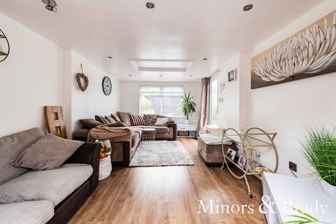 undefined, Dell Road, Lowestoft
