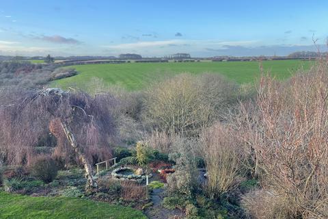 3 bedroom detached bungalow for sale, Simonside, Old Hartley, Seaton Sluice, NE26 4BN