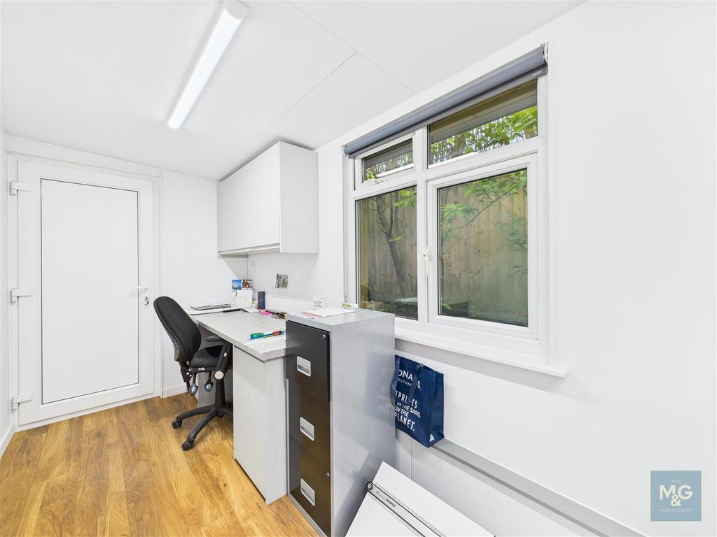 Garden Office