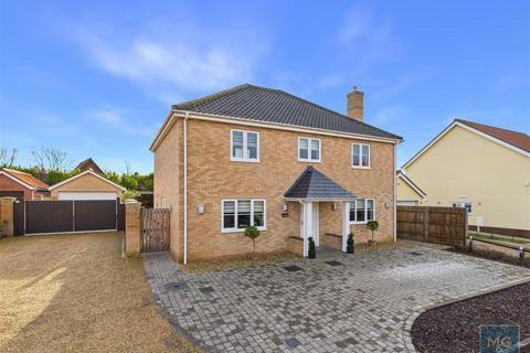 4 bedroom detached house for sale, Symonds Close, Bury St. Edmunds IP31