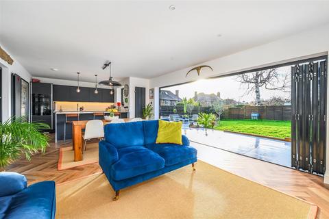 3 bedroom detached bungalow for sale, Eden Drive, Bexhill-On-Sea