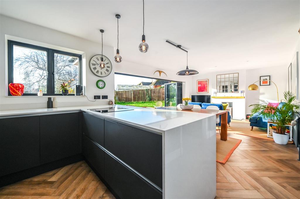 5 Eden drive tn39 (32).jpg