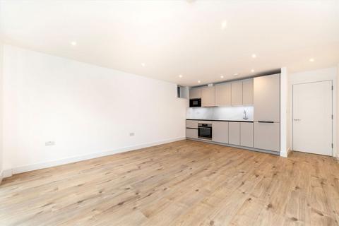 2 bedroom house to rent, Freeland Road, London W5