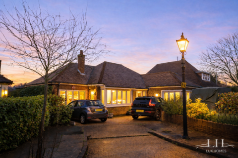 undefined, Brook Close, Romford