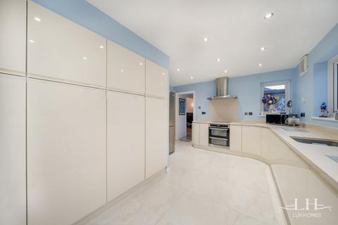 undefined, Brook Close, Romford