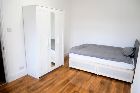undefined, Barrack Road, Hounslow TW4