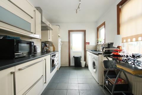 3 bedroom terraced house for sale, Winchester Road, London N9