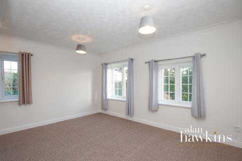 1 bedroom flat to rent, The Maltings, Royal Wootton Bassett, Wiltshire, SN4 7EZ
