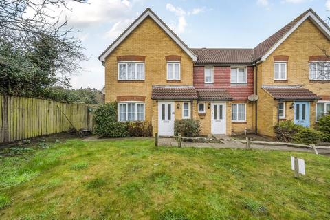3 bedroom end of terrace house for sale - Pippin Close, Ash