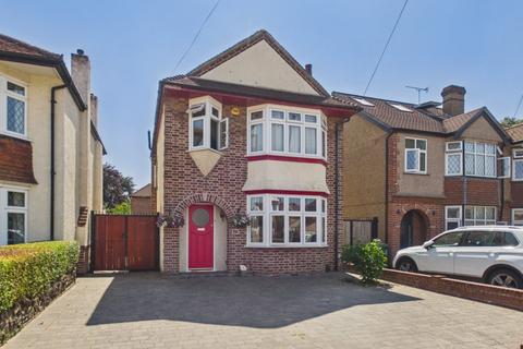 Ashview Gardens, Ashford, Surrey, TW15