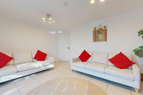 4 bedroom detached house for sale, Forrabury Avenue, Milton Keynes MK13