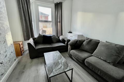 undefined, High Street, Blackpool FY1