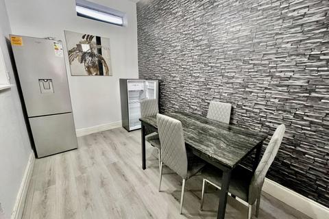 undefined, High Street, Blackpool FY1