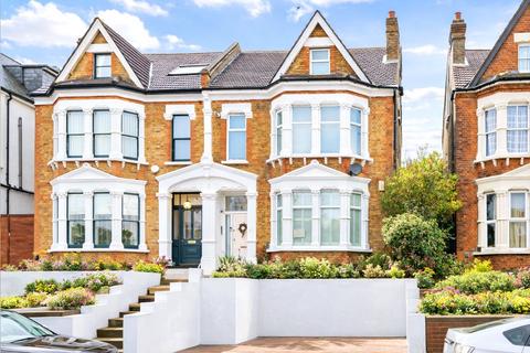 3 bedroom apartment for sale, Underhill Road, London