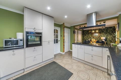 3 bedroom semi-detached house for sale, Penn Close, Abingdon OX14