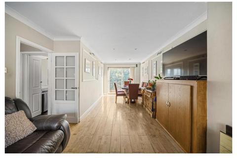 undefined, Broom Mead, Bexleyheath DA6