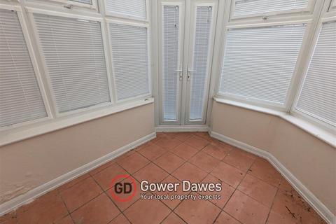 3 bedroom semi-detached house for sale, Oxford Avenue, Chadwell St.Mary